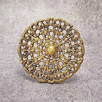 Vellore Brass Fancy Round Knob