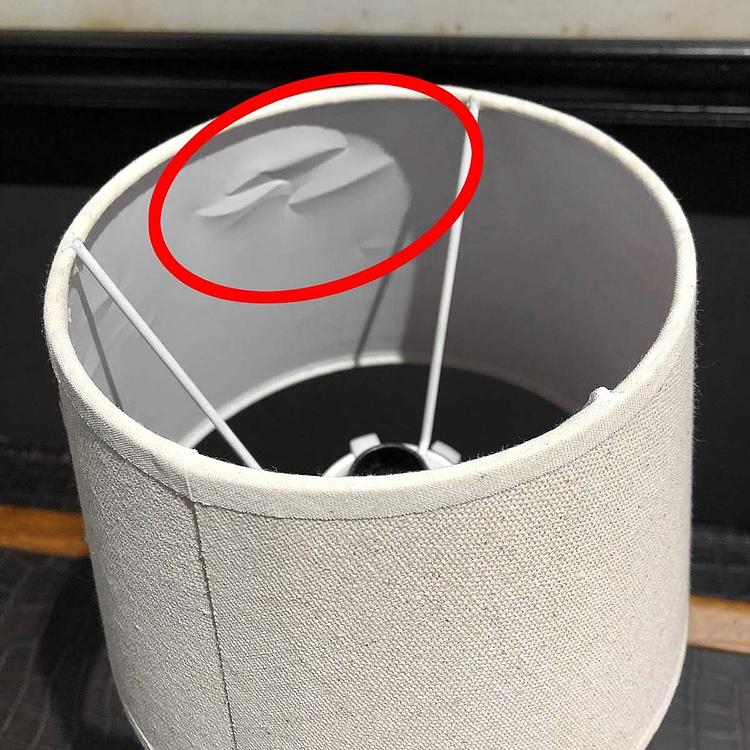 Настольная лампа с льняным абажуром Два зайца дисконт Table Lamp 2 Lievres With Shade discount