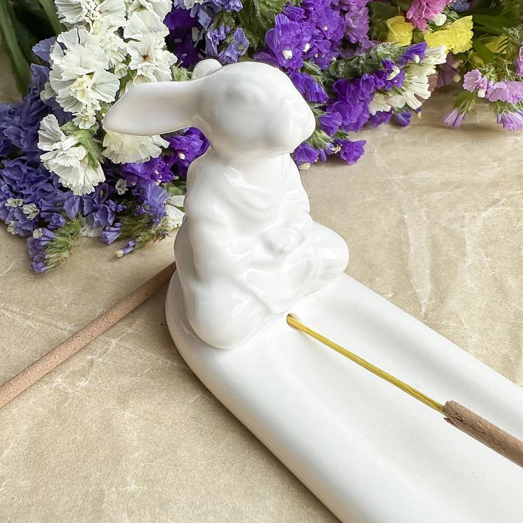 Белая подставка для благовоний Медитирующий кролик Meditating Rabbit Incense Stand White