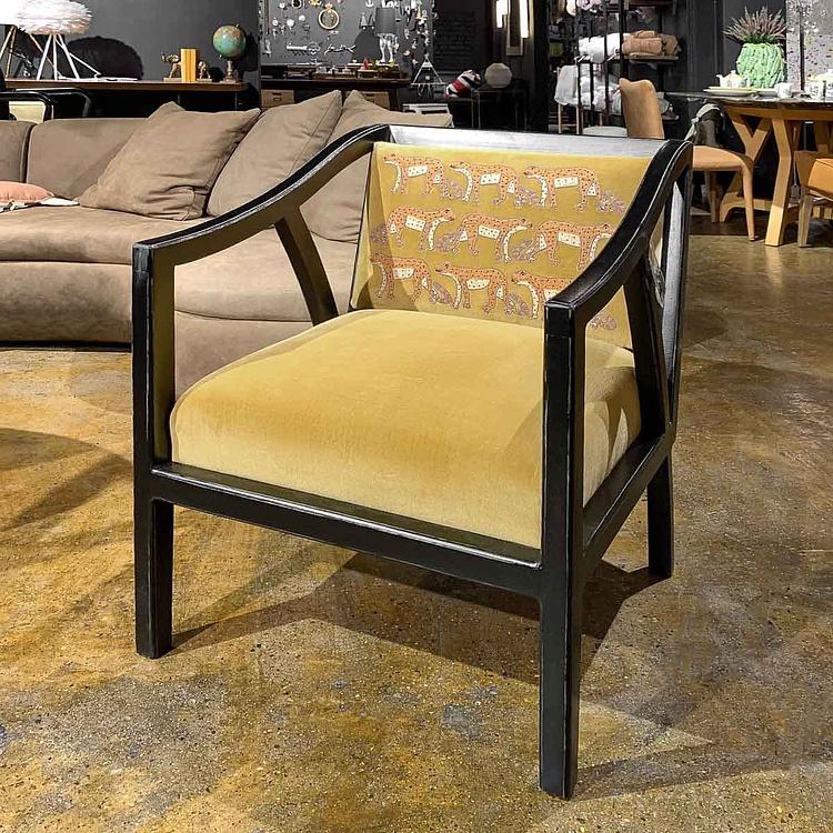 Кресло бархатное Сафари Embroidered Armchair