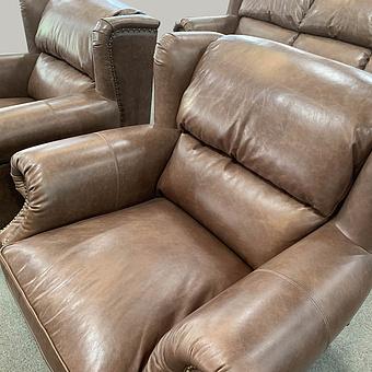 Кресло Churchill Armchair RM натуральная кожа Brown Franco - ракурс 7