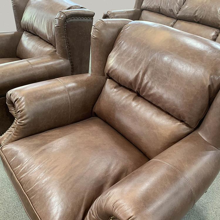 Кресло Churchill Armchair RM натуральная кожа Brown Franco - ракурс 7