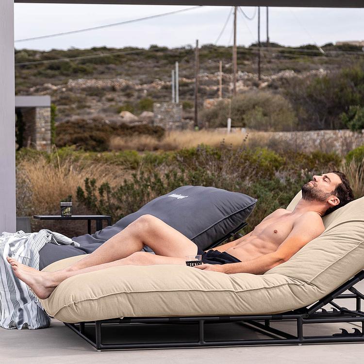 Садовый шезлонг-лежак Coral Lounger, Black акриловая ткань Heather Beige - ракурс 11