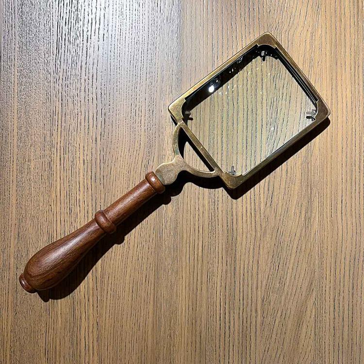 Квадратная лупа на деревянной ручке дисконт Square Magnifier With Wooden Handle discount