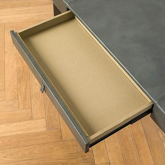 Письменный стол Saint Malo Desk, Black Matt Metal RM натуральная кожа Lawn Green Franco