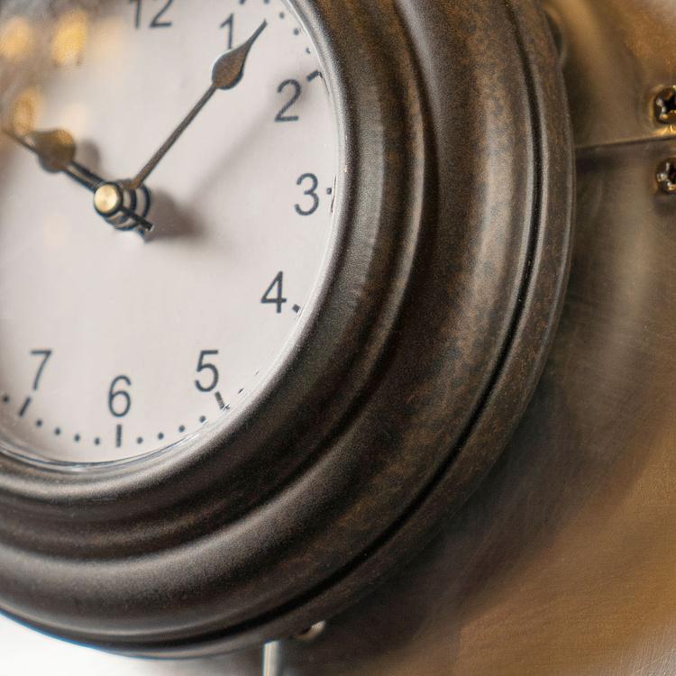 Часы на магнитах Magnet Clock