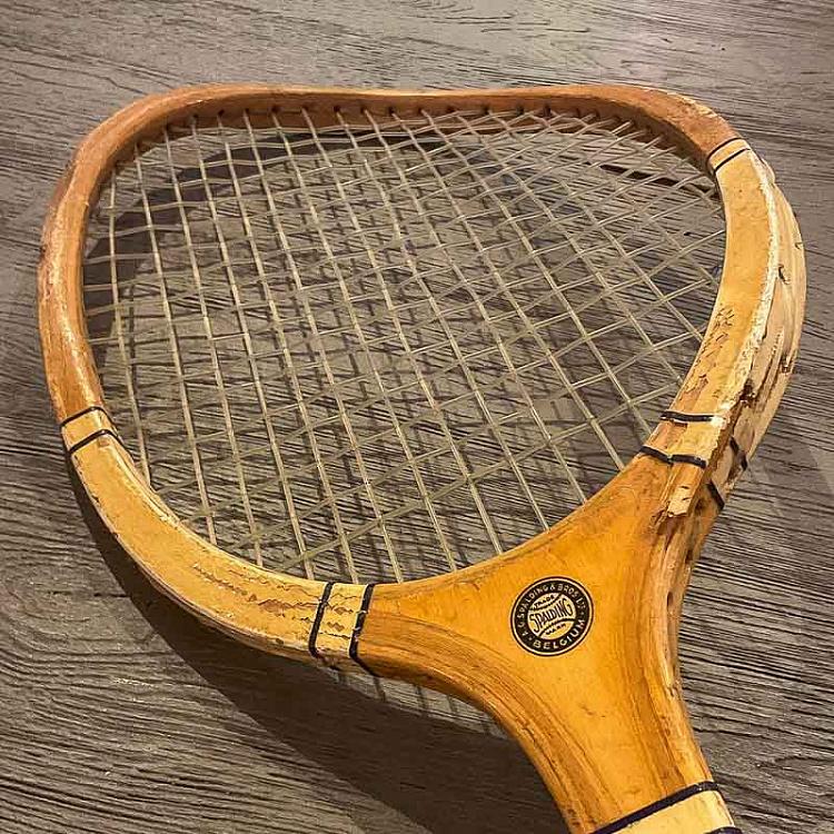Винтажная теннисная ракетка и мяч 15 Vintage Tennis Racket And Ball 15