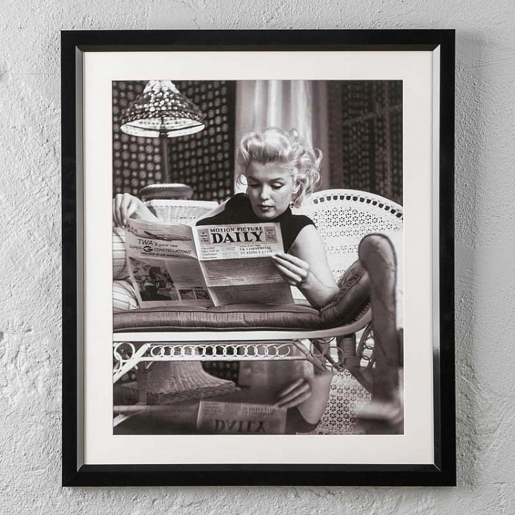 Фото-принт в чёрной раме Мэрилин Монро с газетой Marilyn Monroe, Studio Frame
