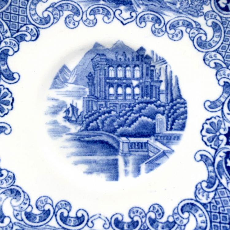 Винтажная тарелка белая с голубым мотивом 14, M Vintage Plate Blue White Medium 14