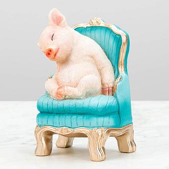 Статуэтка Pig On Armchair