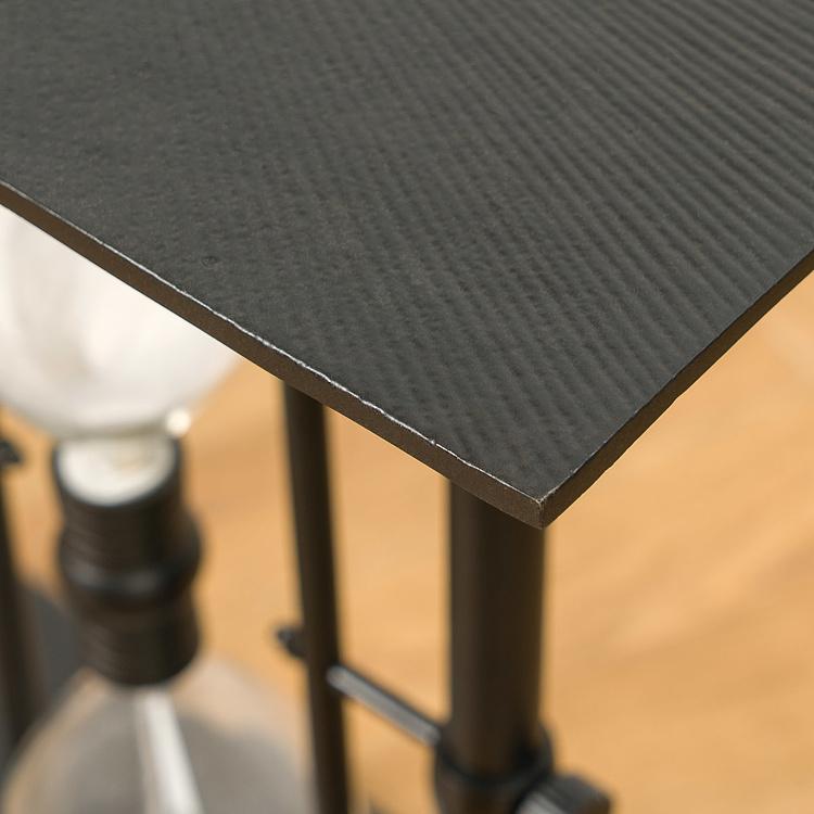 Прикроватный столик Путешественник во времени Time Traveler Side Table