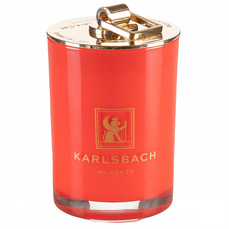 Арома-свеча в алом стакане с золотой крышкой Сосновая хвоя Aroma Candle In Scarlet Glass With Gold Lid Frosted Berry