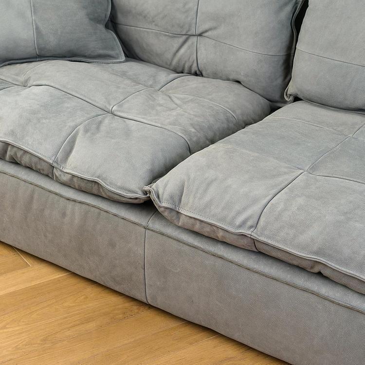 Трёхместный кожаный диван Сити, ножки цвета латуни City 3 Seater, Brass Metal Leather RM