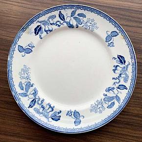 Vintage Plate Blue White Large 14