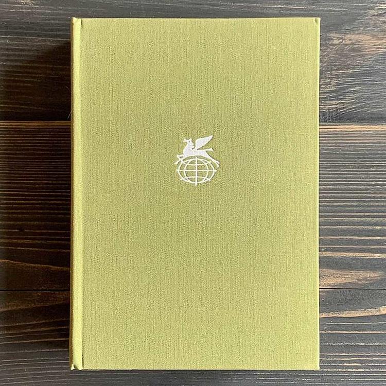 Винтажная книга Библиотека всемирной литературы, том 9-2. Беовульф. Старшая Эдда. Песнь о нибелунгах Vintage Book World Literature Library 9-2