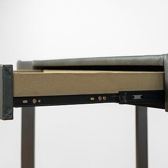 Письменный стол Saint Malo Desk, Black Matt Metal RM натуральная кожа Lawn Green Franco