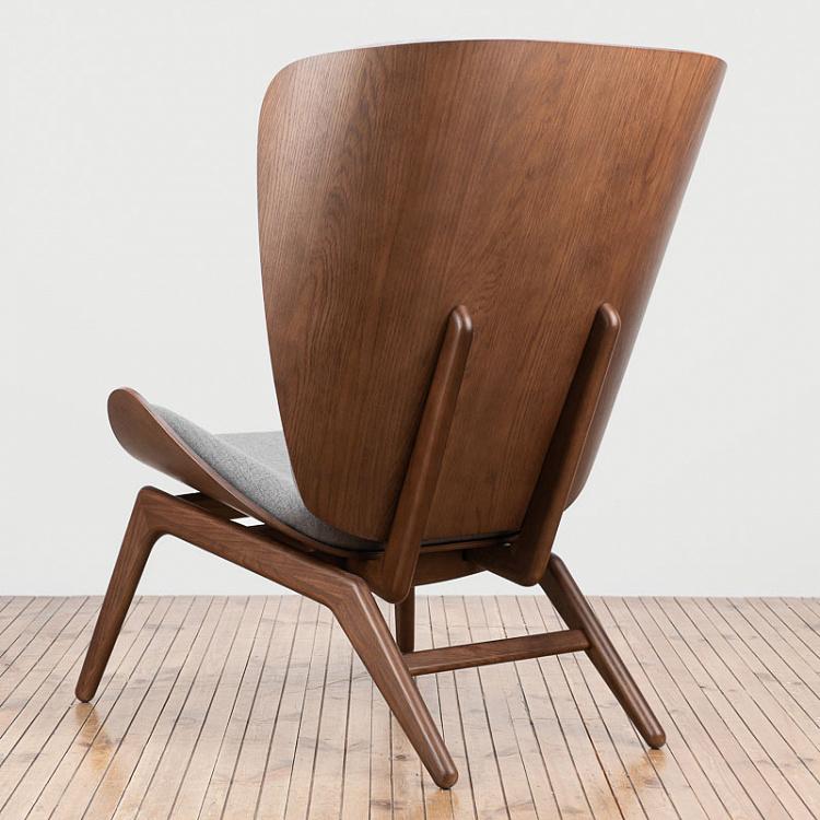 Кресло Читатель, тёмные ножки  The Reader Wing Chair, Dark Oak