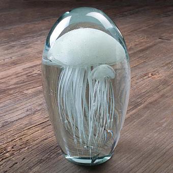 Glass Paperweight With 3 White Jellyfishes