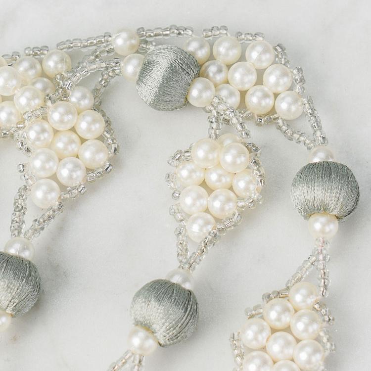 Гирлянда с жемчужинками и серыми кисточками Garland With Pearls And Tassels Gray 90 cm