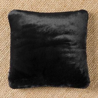 Декоративная подушка Alaska Square Cushion Medium искусственный мех Big Bear Grey - ракурс 2