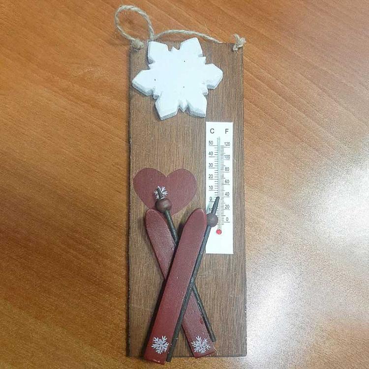 Wooden Thermometer With Ski And Snowflakes 24 cm discount1