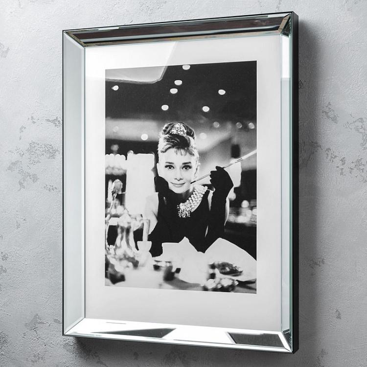 Фото-принт в зеркальной раме Одри Хэпбёрн Завтрак у Тиффани Audrey Hepburn, Manhattan Frame