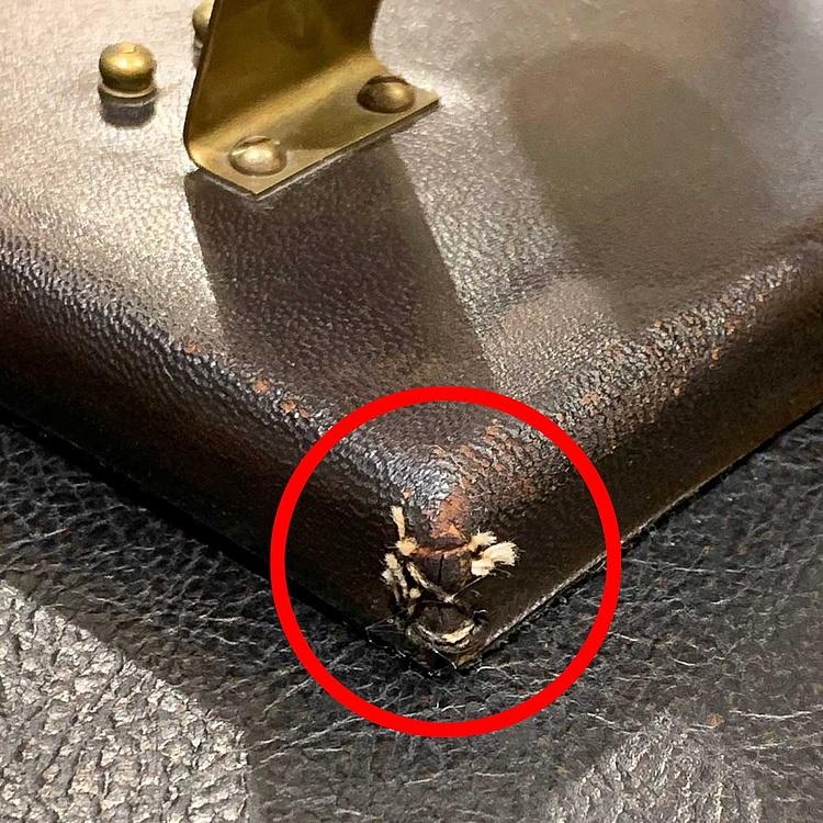 Настольные часы с пропеллером на подставке дисконт2 Propeller Desk Clock On Leather Stand discount2