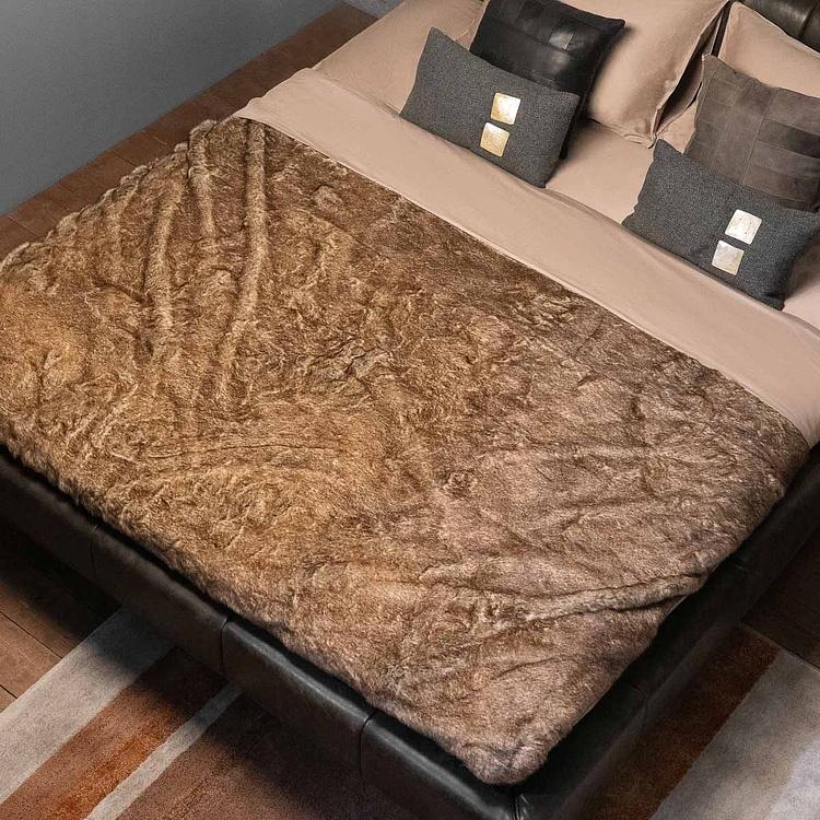 Плед Alaska Throw Large искусственный мех Arctic Wolf