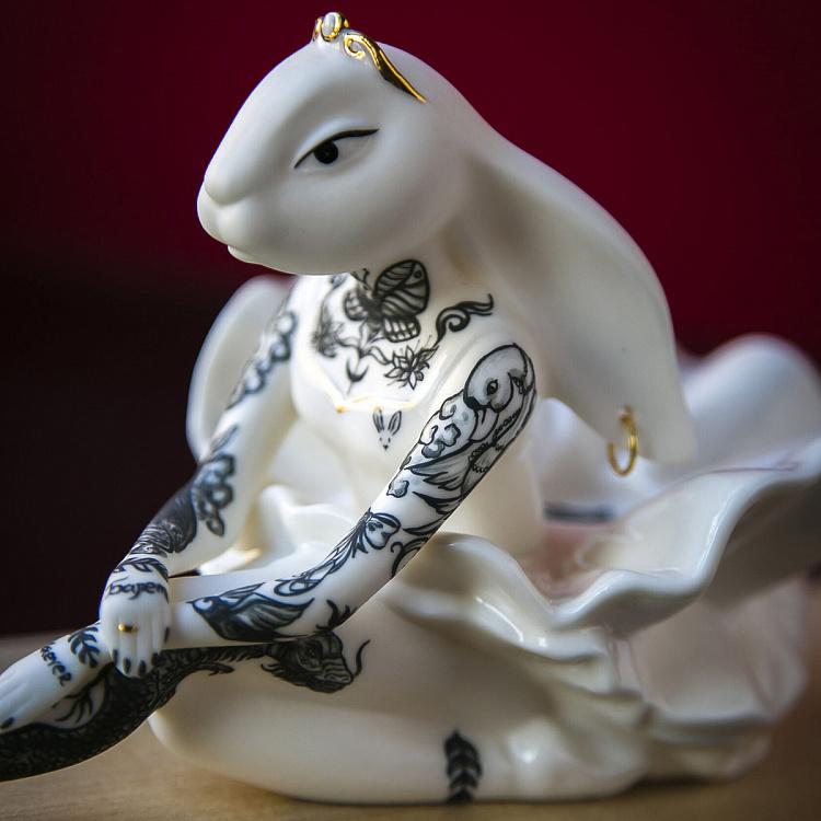 Подсвечник Крольчиха-балерина с росписью Традишнл тату Ballet Rabbit Painted Candlestick Traditional