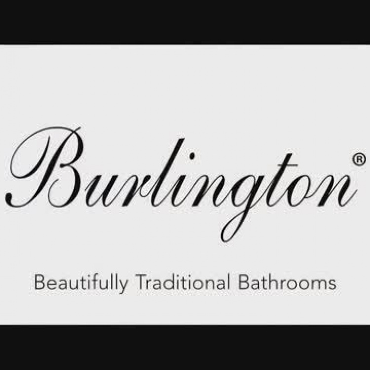 Левосторонняя ванна Хэмптон со стеклянной шторой и душевой системой Hampton Bath