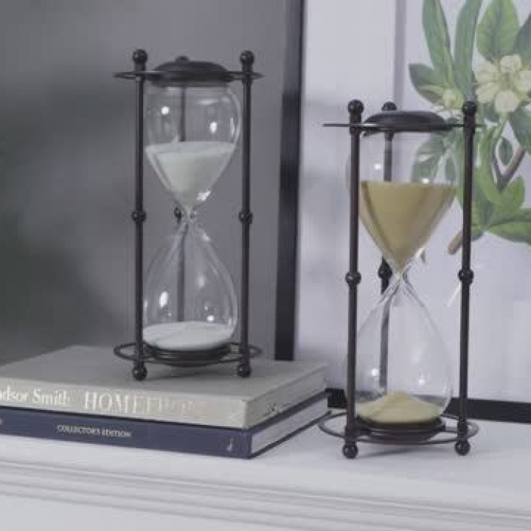 Песочные часы на подставке Hourglass In Stand