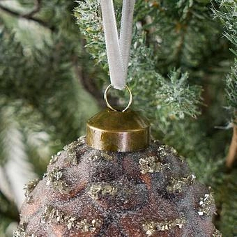 Ёлочная игрушка Snowy Cone Ball Brown 15 cm - ракурс 2