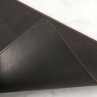 Коврик для стола Leather Desk Matt натуральная кожа Choko - ракурс 4
