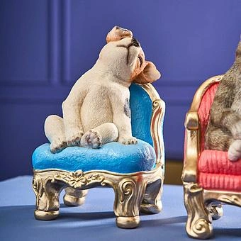 Статуэтка Dog On Armchair - ракурс 2