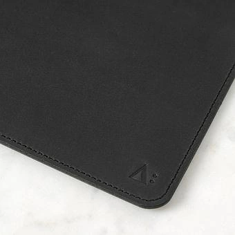 Коврик для стола Leather Desk Matt натуральная кожа Noire - ракурс 3
