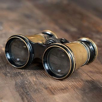 Винтажный бинокль Vintage Binocular 1 - ракурс 2