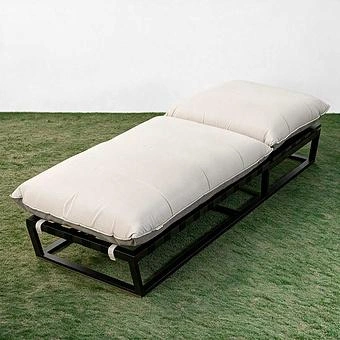Садовый шезлонг-лежак Reef Lounger, Black акриловая ткань Light Stone - ракурс 5