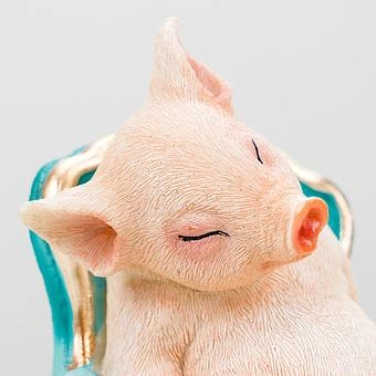 Статуэтка Pig On Armchair - ракурс 5