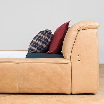 Двуспальная кровать-реклайнер Toro Motion Bed US King натуральная кожа Freehand Waxed Nutmeg - ракурс 6