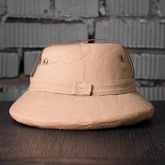 Винтажный головной убор Vintage Antique British Helmet From India - ракурс 2