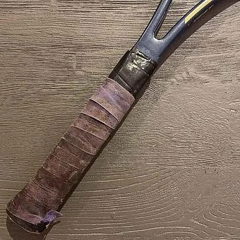 Винтажная теннисная ракетка и мяч Vintage Tennis Racket And Ball 13 - ракурс 3