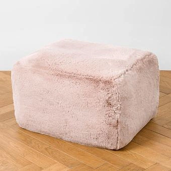 Пуфик Alaska Rectangular Pouf Small искусственный мех Big Bear Pink - ракурс 2