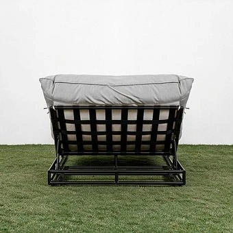 Садовый шезлонг-лежак Coral Lounger, Black акриловая ткань Lead Chine - ракурс 4