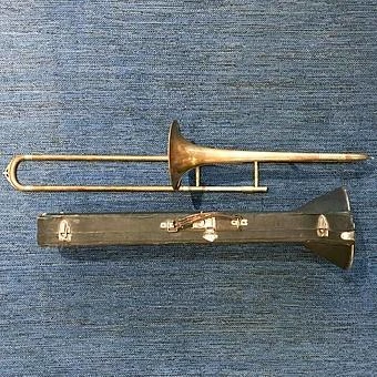 Винтажный тромбон в чехле Vintage Trombone In Case 2 - ракурс 4