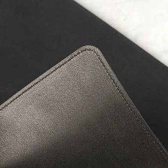 Коврик для стола Leather Desk Matt натуральная кожа Noire - ракурс 4