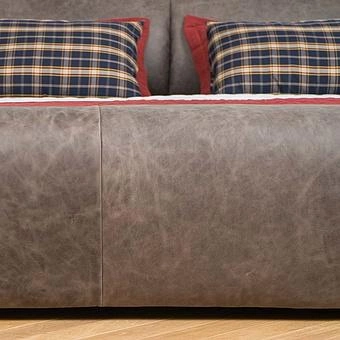 Двуспальная кровать-реклайнер Toro Motion Bed US King натуральная кожа Freehand Waxed Bark - ракурс 11
