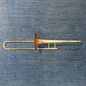 Винтажный тромбон в чехле Vintage Trombone In Case 2 - ракурс 2