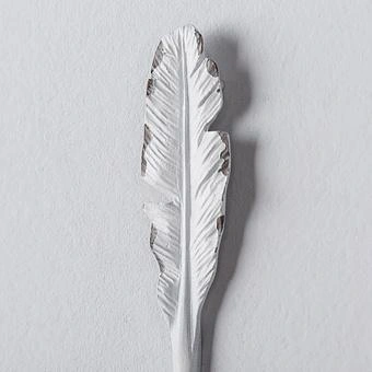 Крючок Vintage Feather Hook - ракурс 3