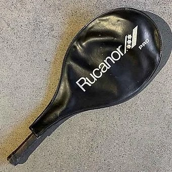 Винтажная теннисная ракетка и мяч Vintage Tennis Racket And Ball 16 - ракурс 2