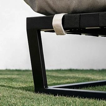 Садовый шезлонг-лежак Reef Lounger, Black акриловая ткань Light Stone - ракурс 9